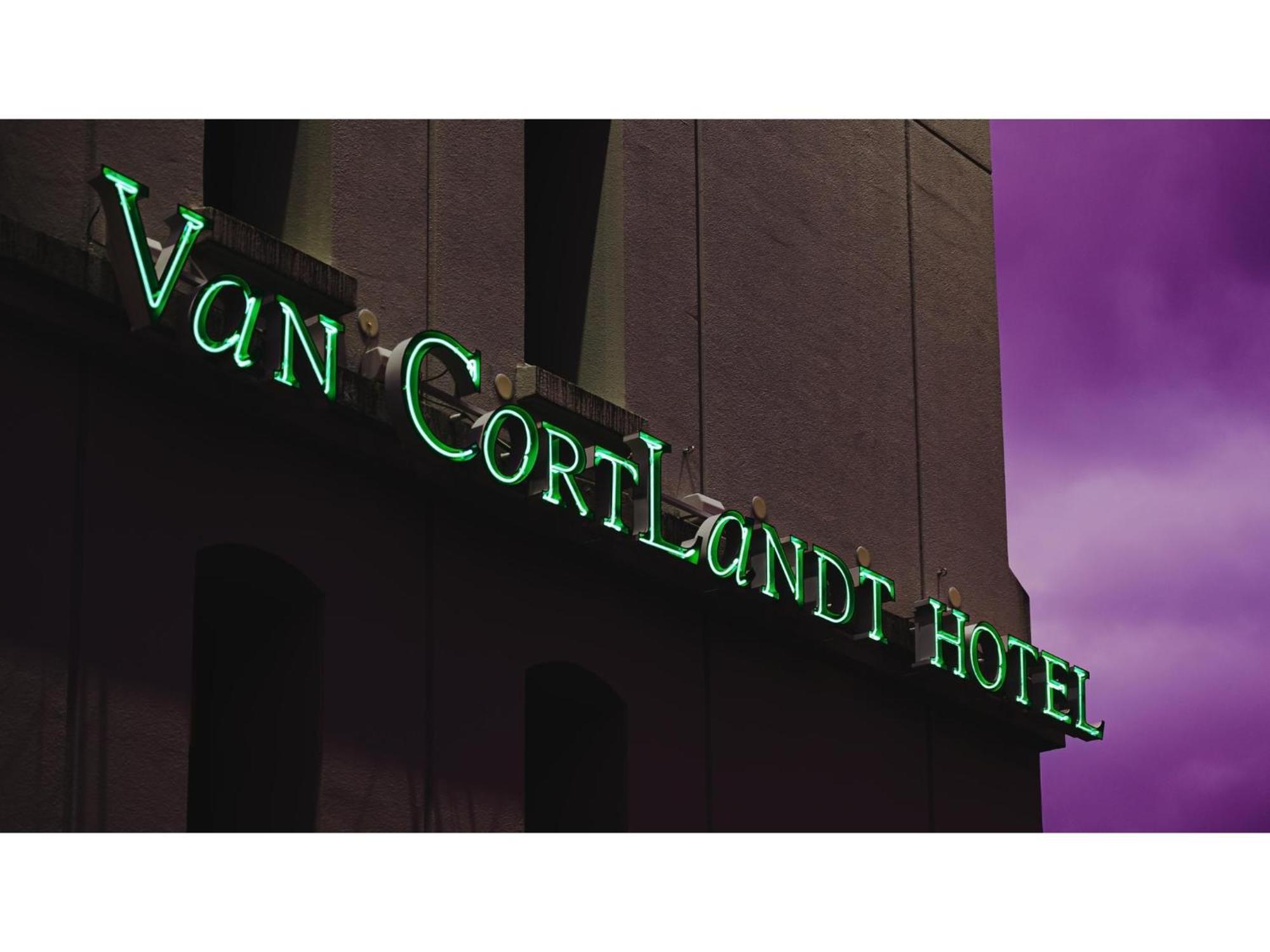 Van Cortlandt Hotel - Vacation Stay 17465V Aira Экстерьер фото